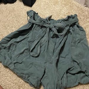 Green aerie paperbag waist shorts